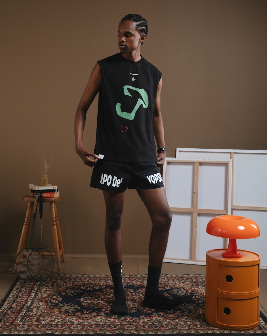 Umbrella Sleeveless Tee